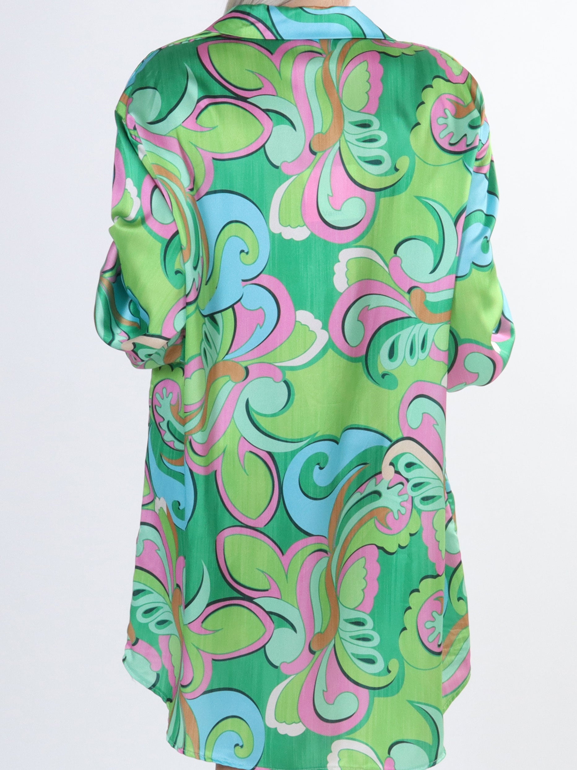 Happy Dress - Flerfarvet plus size skjortekjole i silkelook